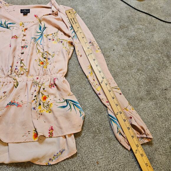 Worthington Size Extra Small XS Pink Floral Pattern Kawaii Cute Chic Top Blouse - Picture 9 of 10